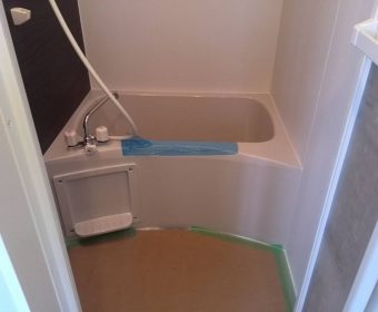 賃貸マンションの退去後浴室リフォーム　中野区