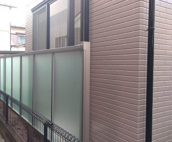 リクシル ライシスフェンスP型の設置 川越市