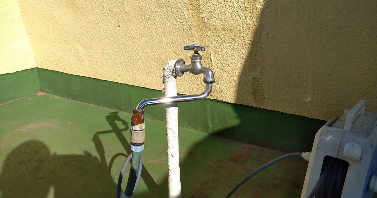 屋上蛇口の交換　市川市