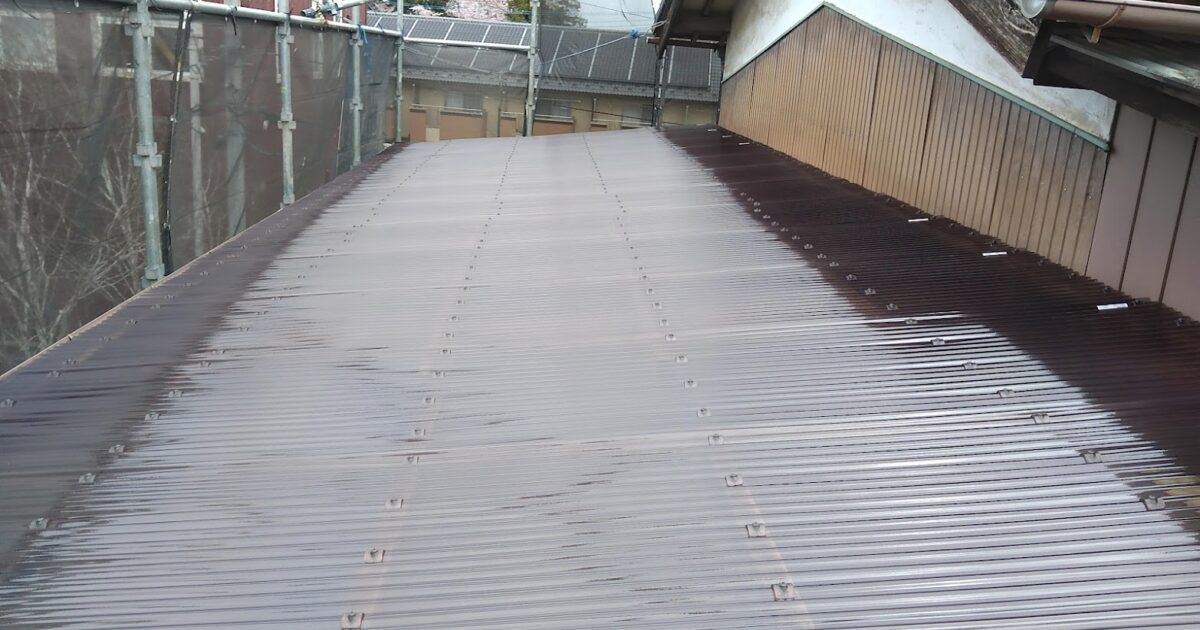 ベランダ波板の張替え工事 日高市