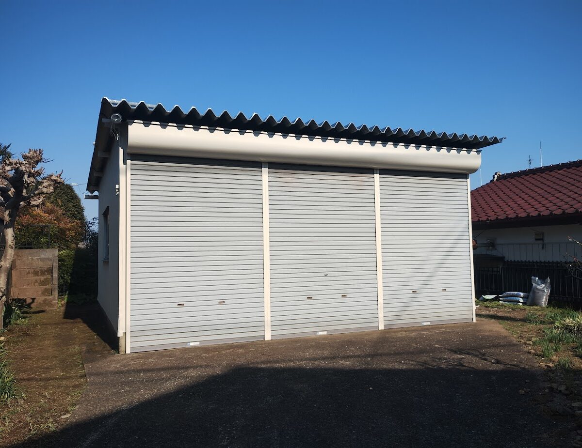 物置塗装　越生町